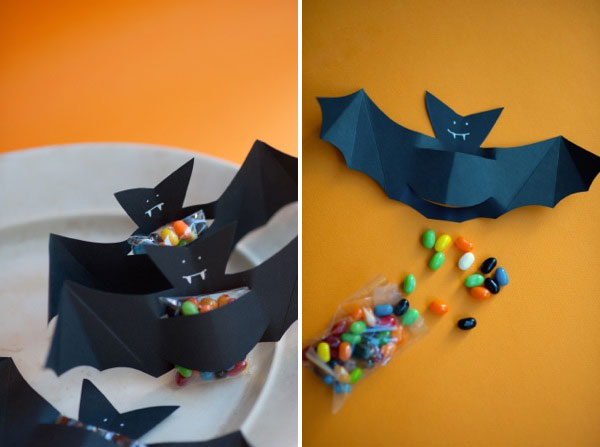 halloween-paper-candy-holder