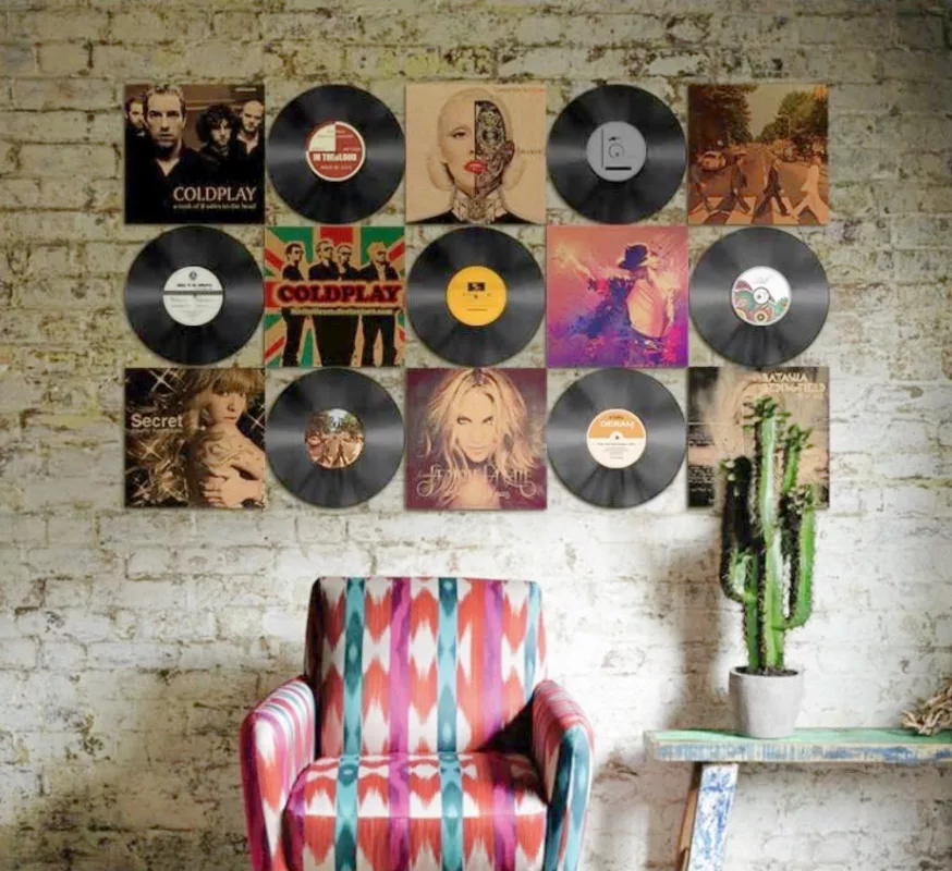 Using disc vinyl album art to decorate your music room wall