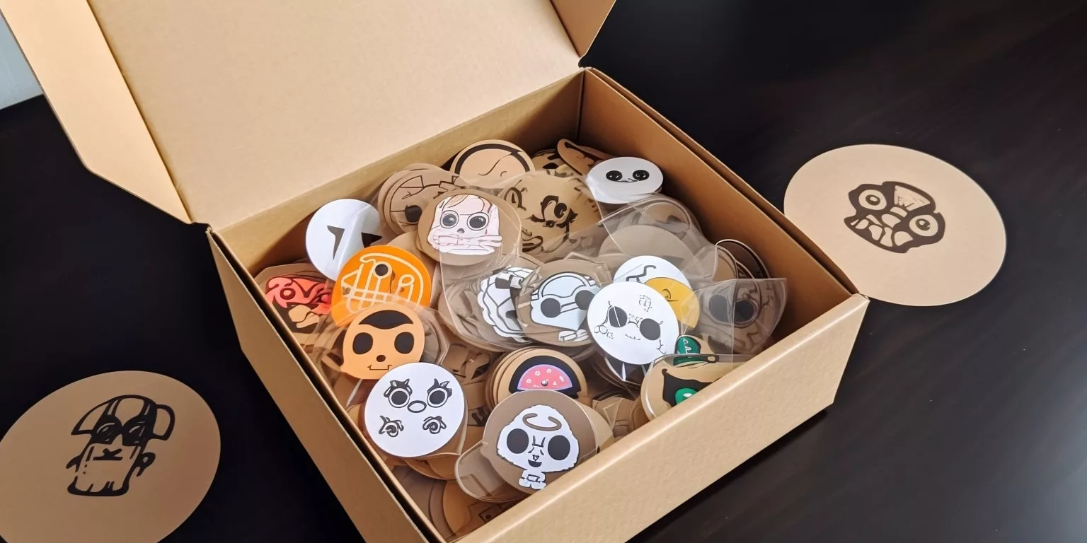 5 tips to save on shipping costs when ordering stickers online