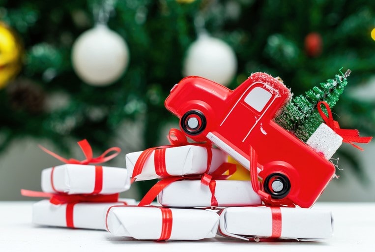 Put mini Cars in Advent Calendar for Kids