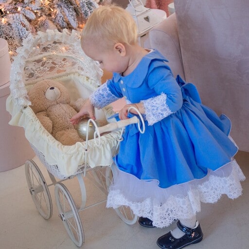 Dress your baby like a real Alice for One-Derland Theme