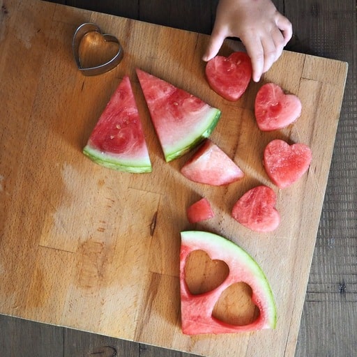 Turn watermelon into heart-shaped snack