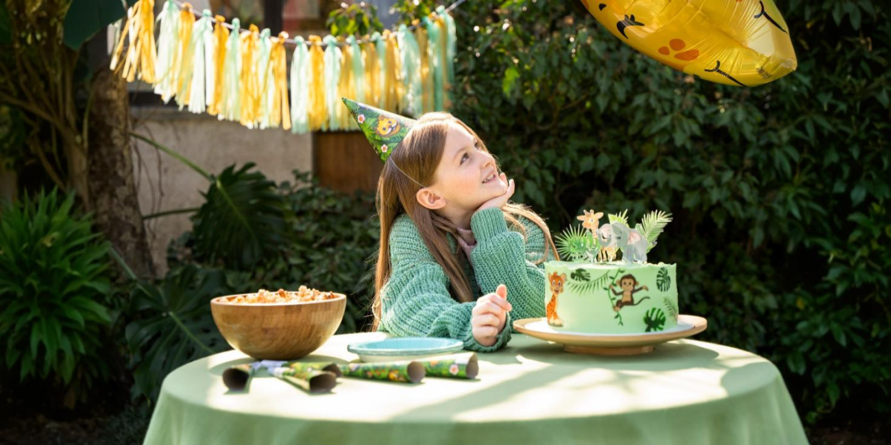 21 Best Decorations for an Alice in Wonderland Party