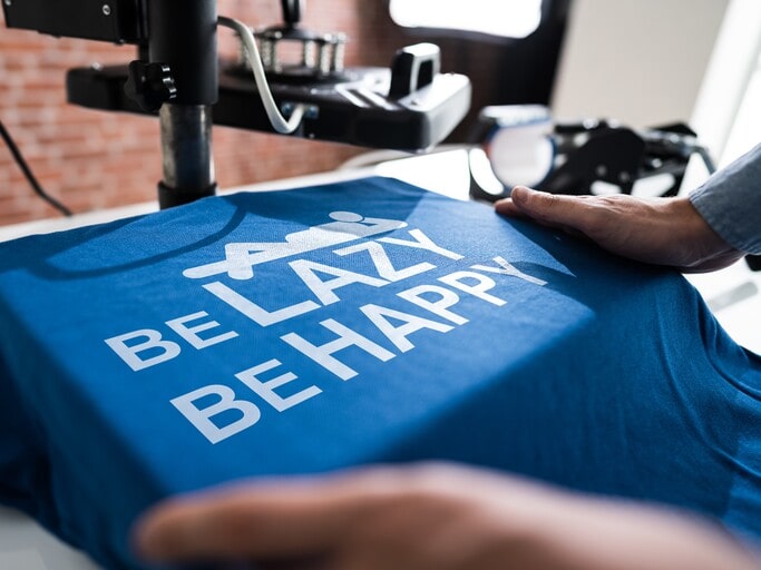What is DTF Powder: Its Benefits, Drawbacks, and Best Applications 6 DTF powder serves to bond the printed design layer to the fabric