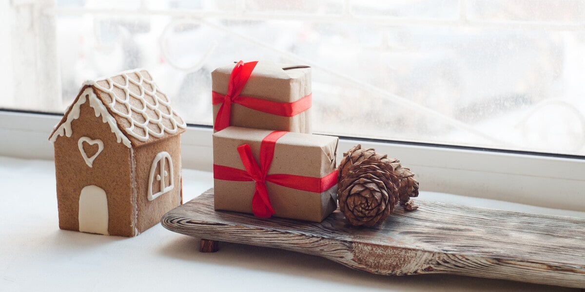 15 Personalized Housewarming Gift Ideas