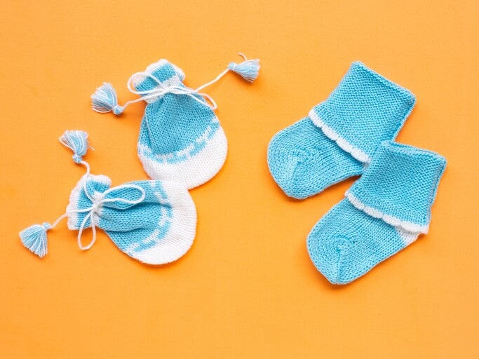 Baby socks & booties