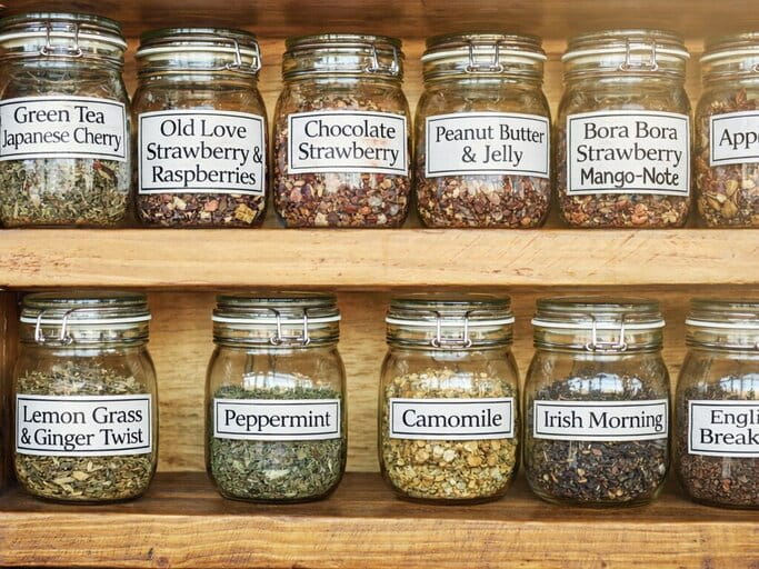 5 Practical Kitchen Organization Tips: Custom Labels for Personal & Business Use 4 Use a Fixed Label Information Order