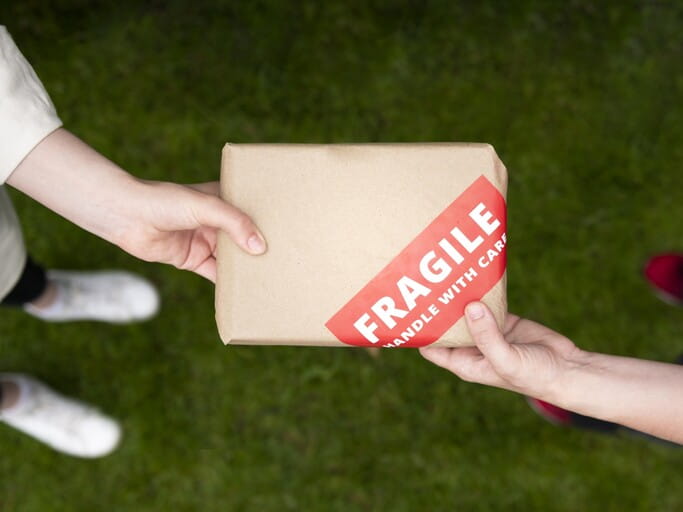 Sealing Labels